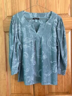 Women’s size XL Petite Cable & Gauge gray blouse with 3/4 length/elbow sleeves